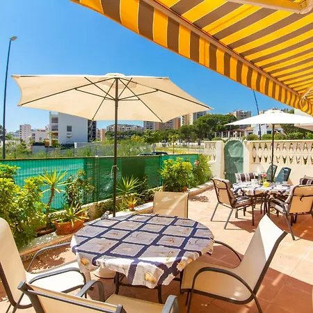 Nina Paradise Apartment
